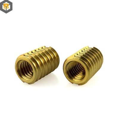 Leggering Gedrukt Invoeren moeren Messing CNC draaiende onderdeel Microbewerking 0,002-0,01mm Onderdeel