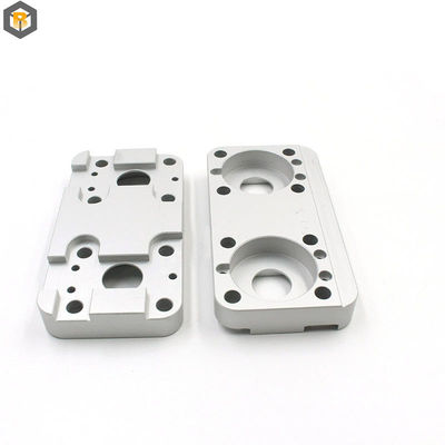 Hoge precisie 5 as Peek Plastic Fressing Turning Bewerkte aangepaste onderdeel voor CNC-machine