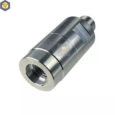 Persoonlijke CNC-freesmachine met metalen bewerkingsonderdelen voor precisiebewerking 3/4/5-assen