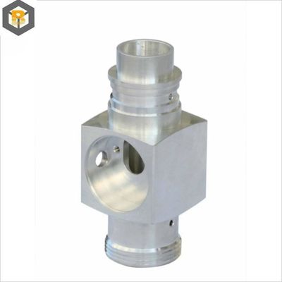 Op maat gemaakt door 2D/3D/tekening Levering CNC-precisie-draaionderdelen voor massaproductie